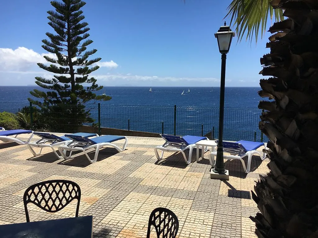 Albatroz Beach & Yacht Club Santa Cruz  Hotel Santa Cruz (Madeira)